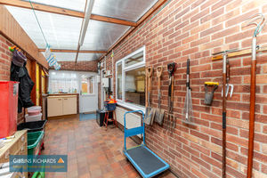 Covered Walkway- click for photo gallery